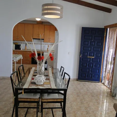 Villa Benama